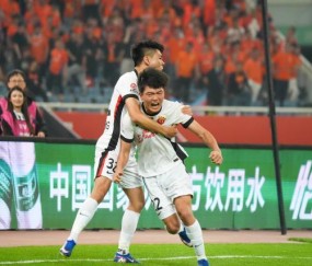 MK体育官方入口-【中超】杨希赛季首球克雷桑圆月弯刀 泰山1比1海港
